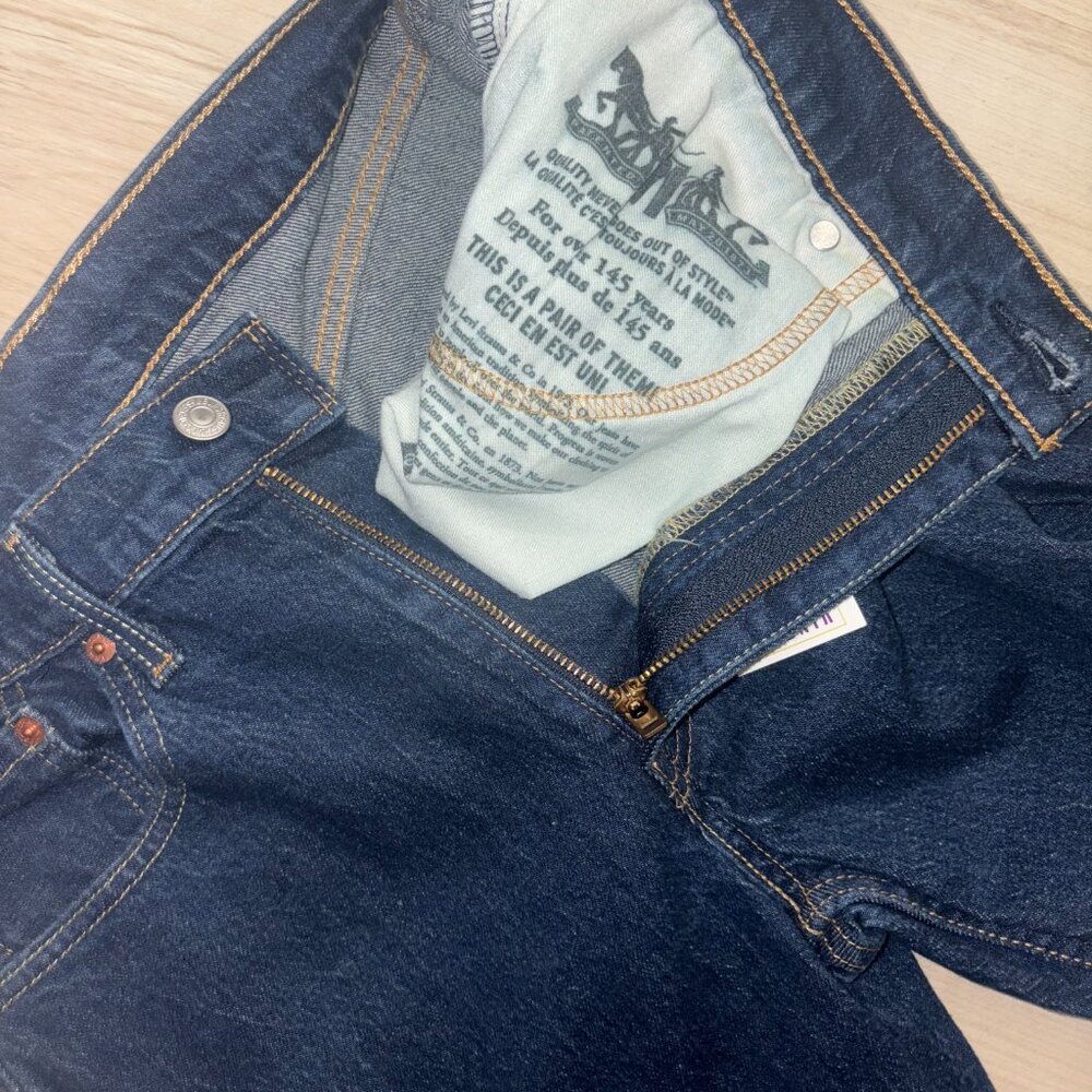 Vintage Levi Strauss Dark Wash 516 Zipper Fly Jeans 32" x 30" - Picture 7 of 9